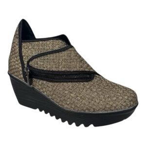 Bernie Mev Women's Zig Zag Ankle Bootie in Bronze Comfort Lightweight NWB